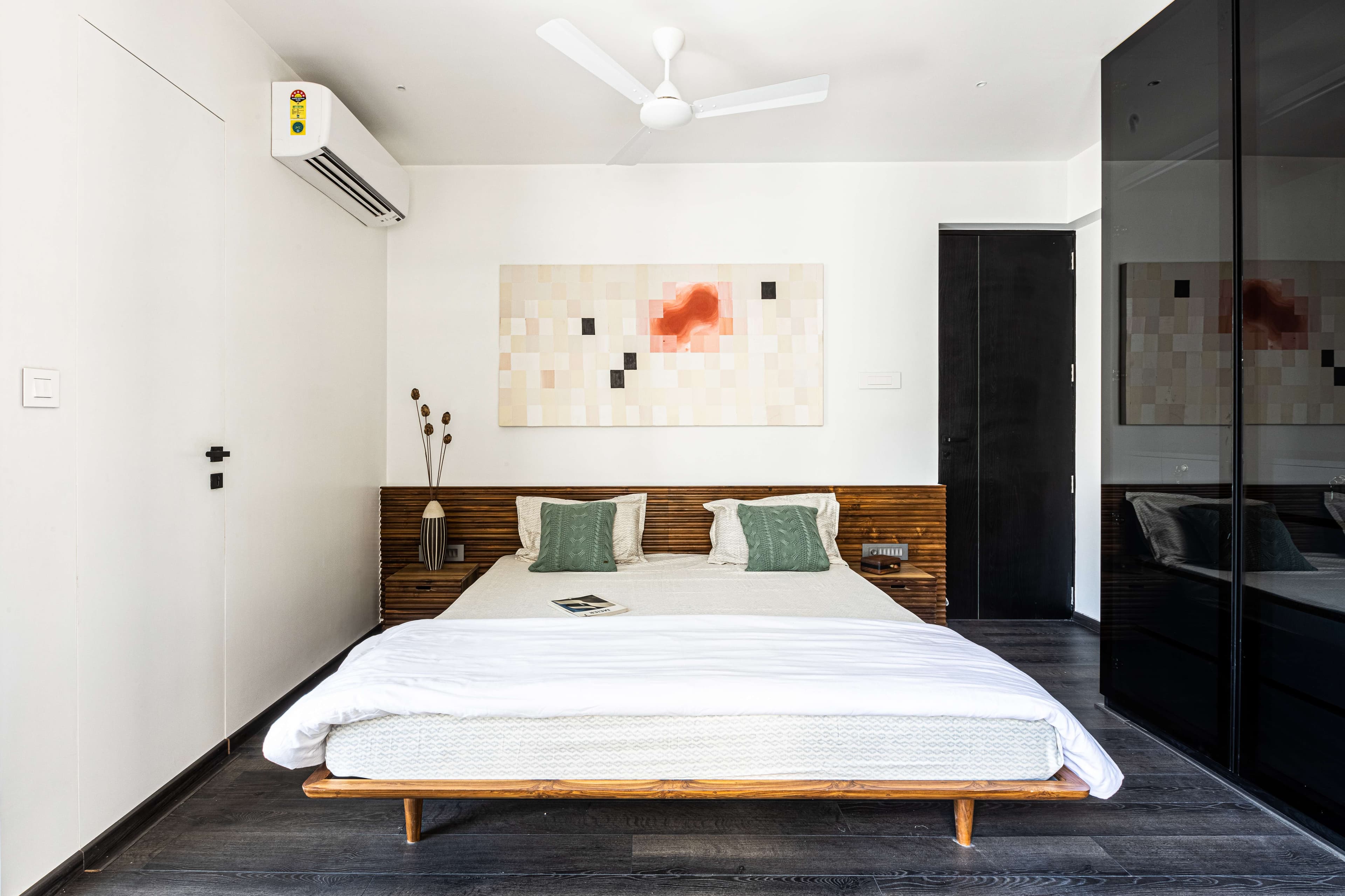 Interior design featuring glass walls