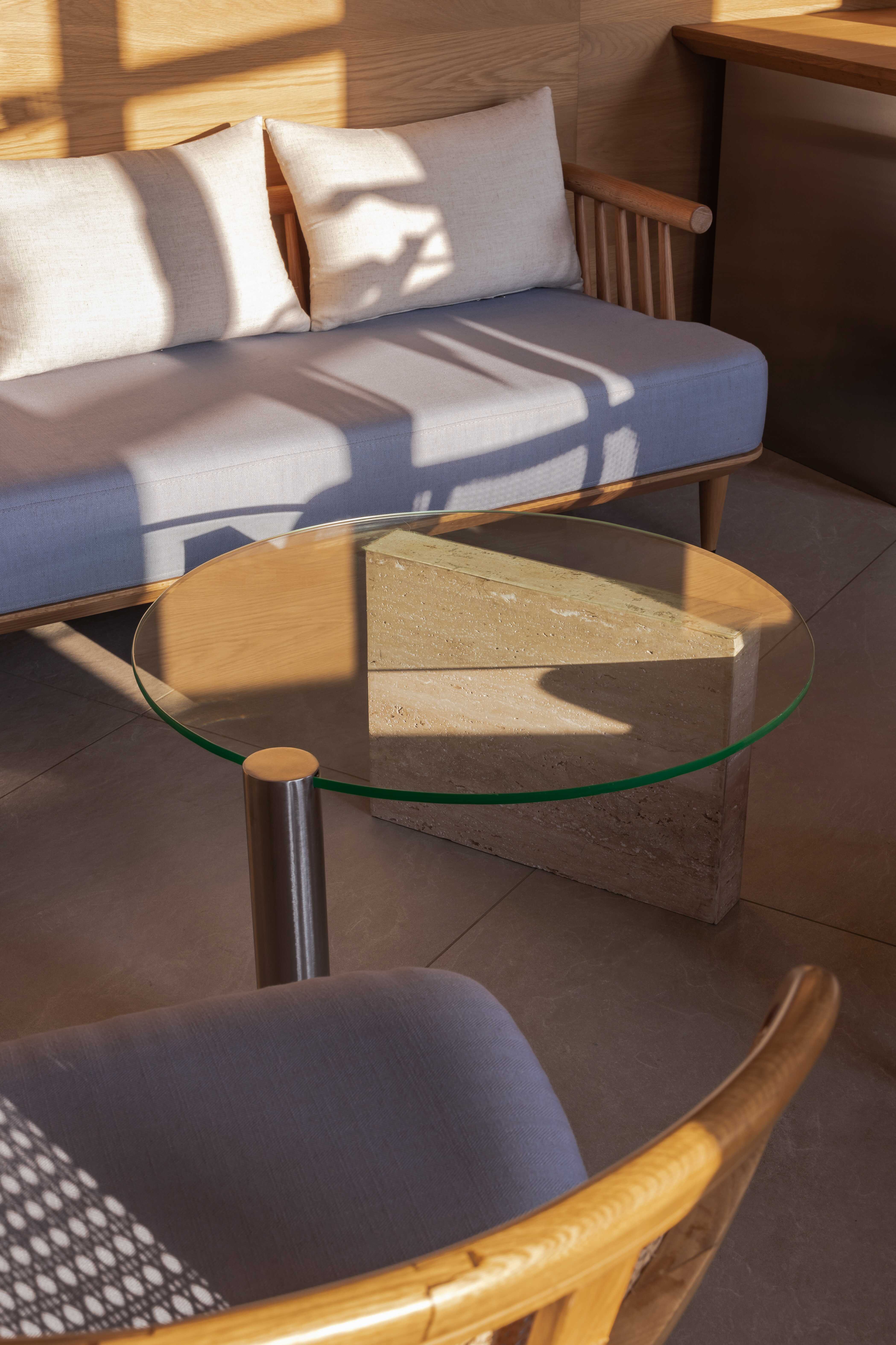 Work desks with modern decor and lighting