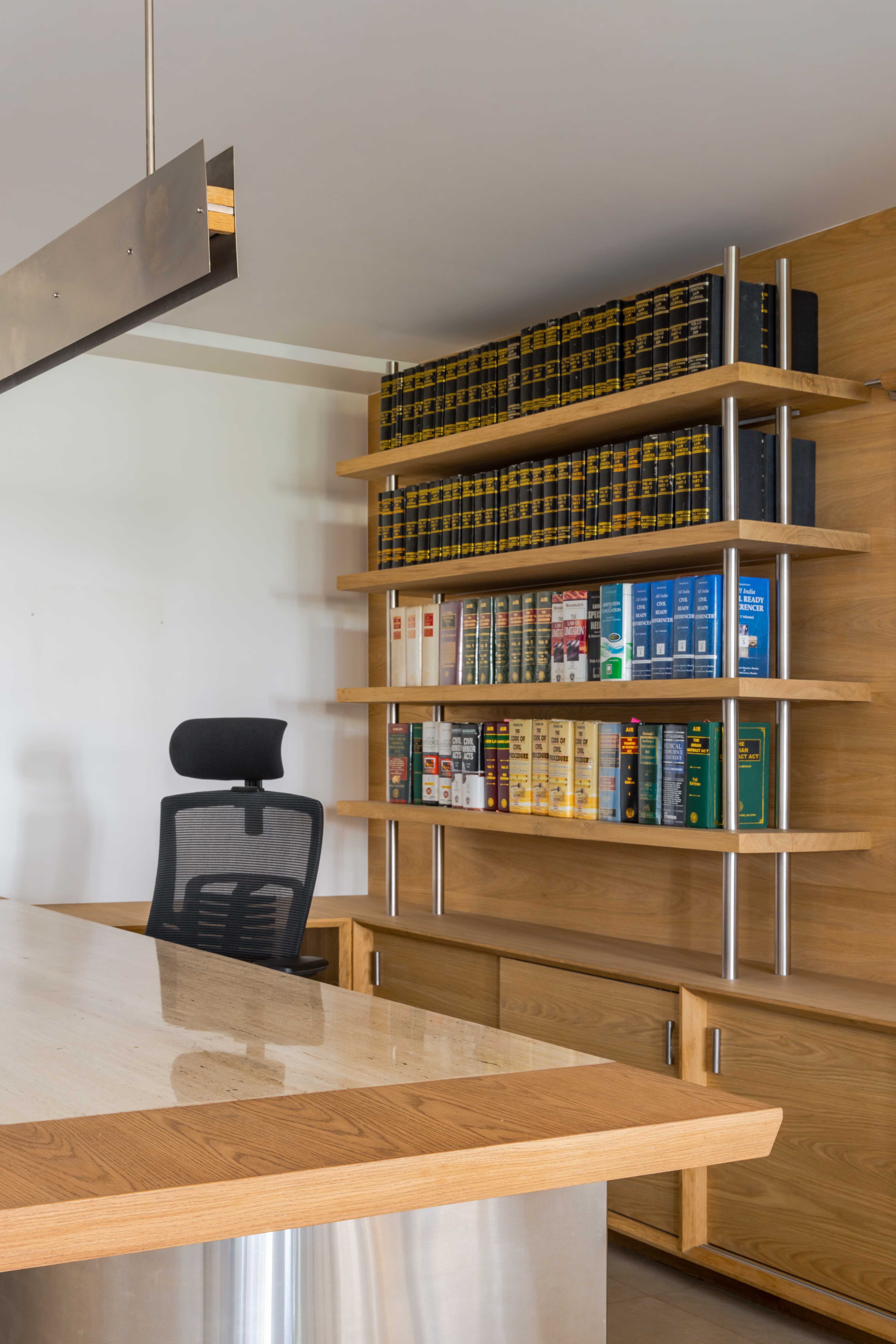 Decorative wall with wooden panels